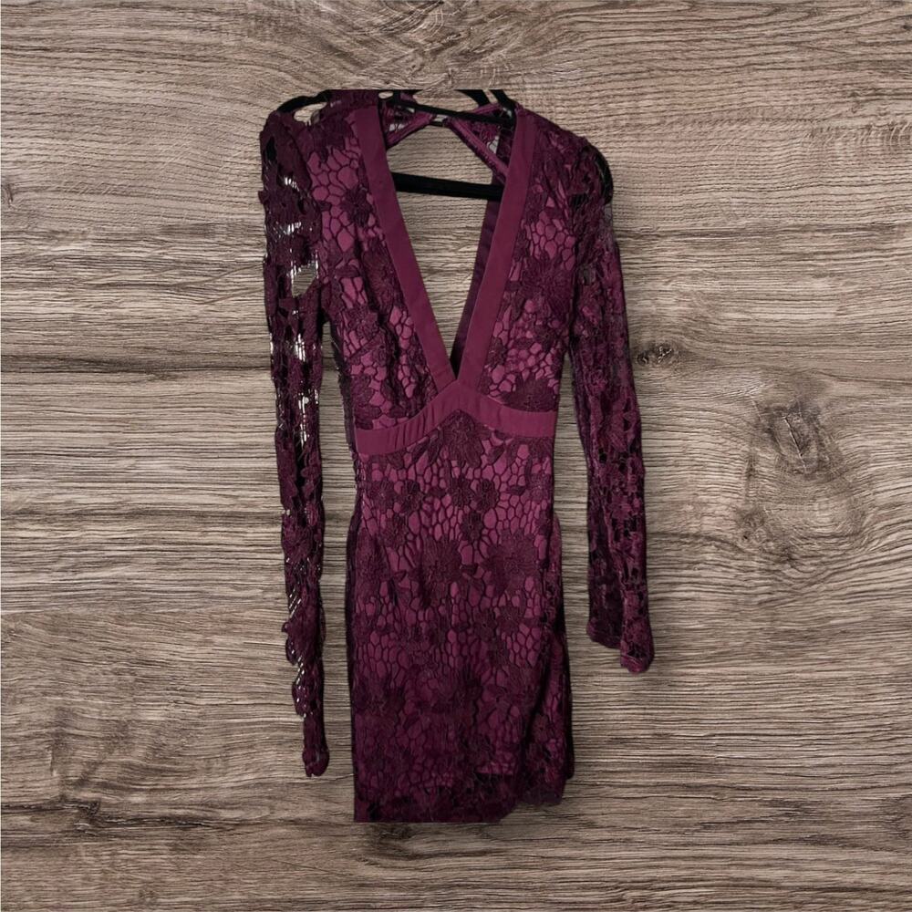 Nwt Boohoo burgundy lace dress sz8